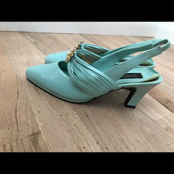 Splash Shoes - Women’s shoes